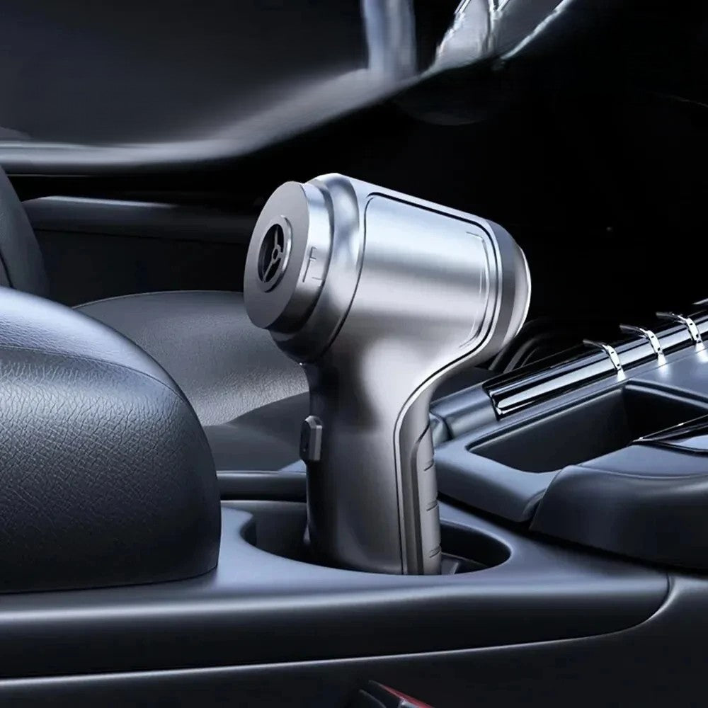 aspirateur a main dans voiture