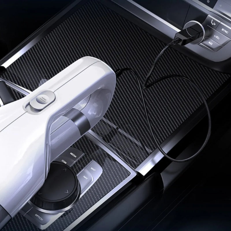 aspirateur a main se recharge dans voiture